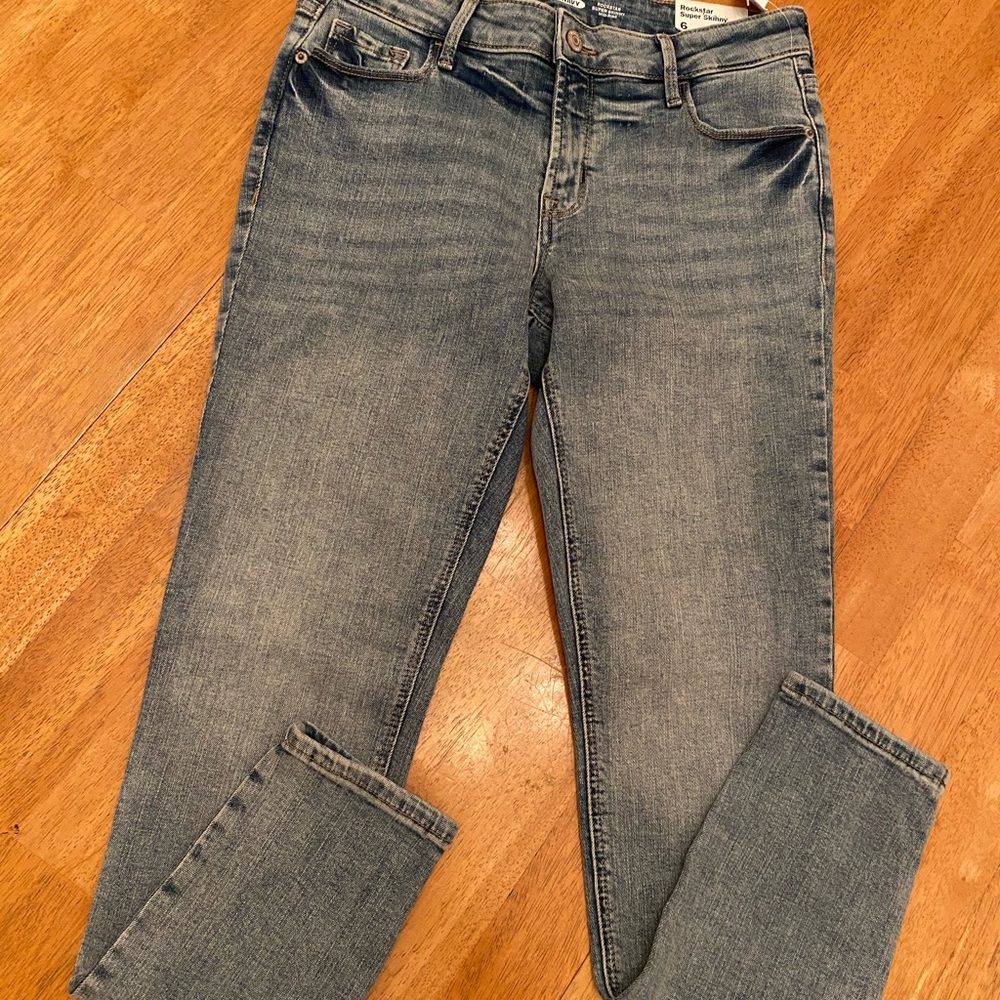 Old Navy Rock Star skinny mid rise jeans NWT Sz 6